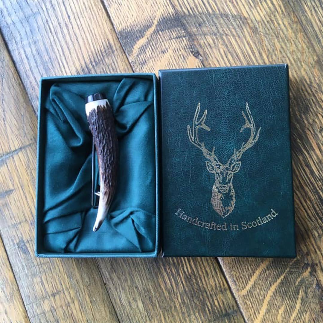 kilt-pin-in-case-1080
